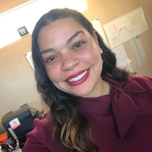 Meet your Posher, Jeneva